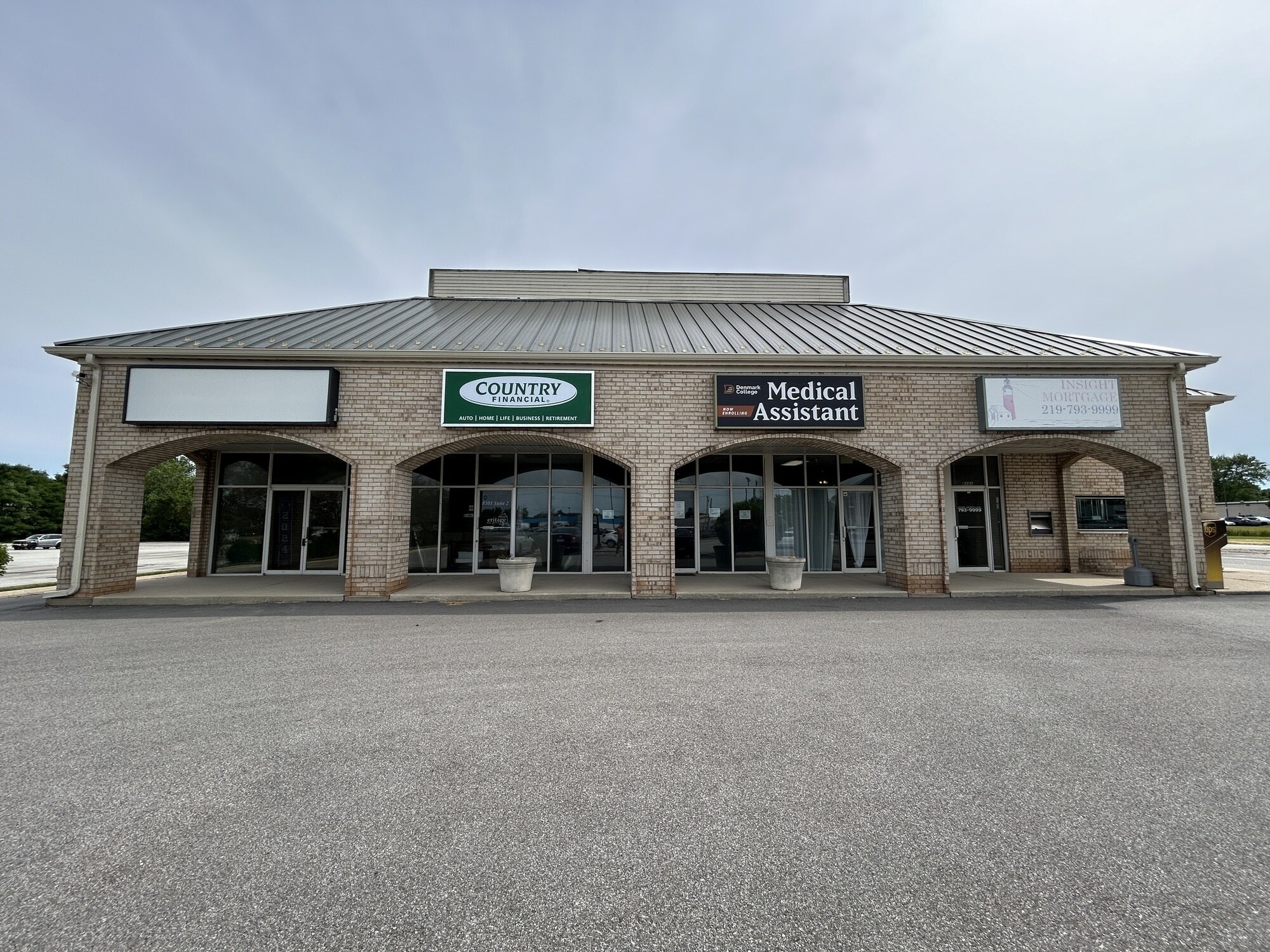 8101 Polo Club Dr, Merrillville, IN for Rent