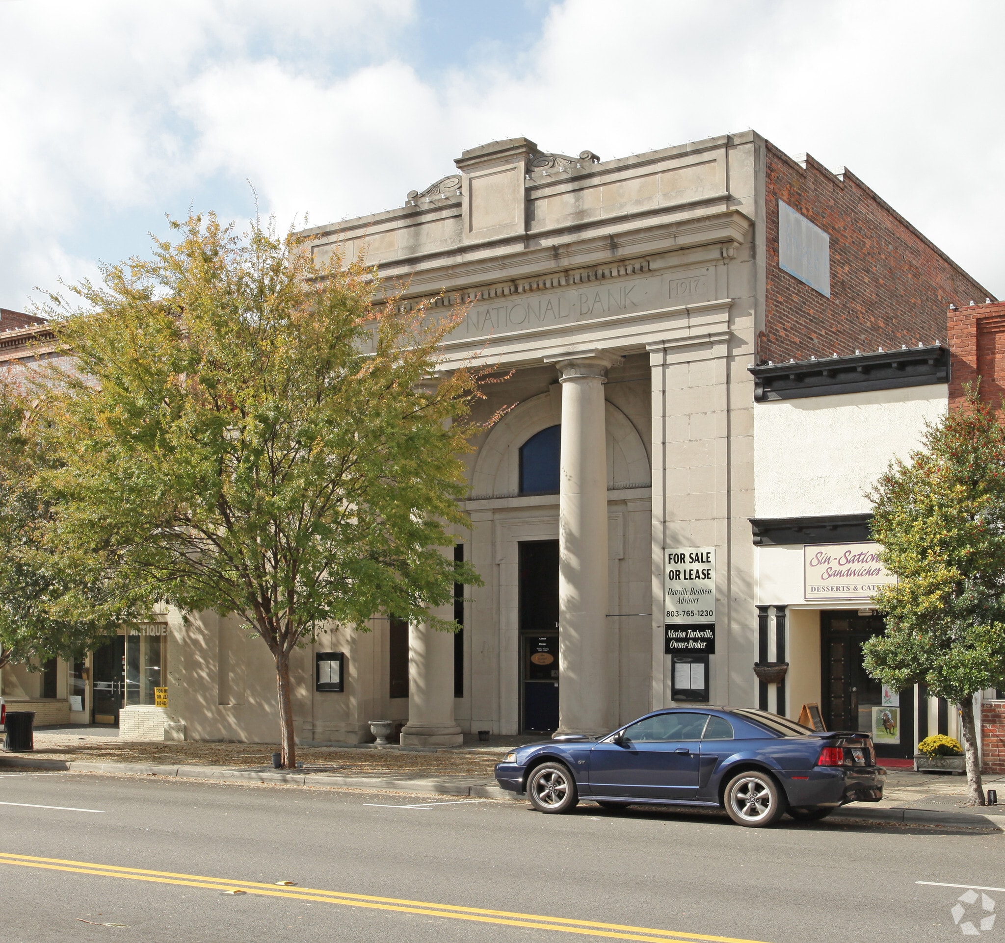 1035 Broad St, Camden, SC for Sale