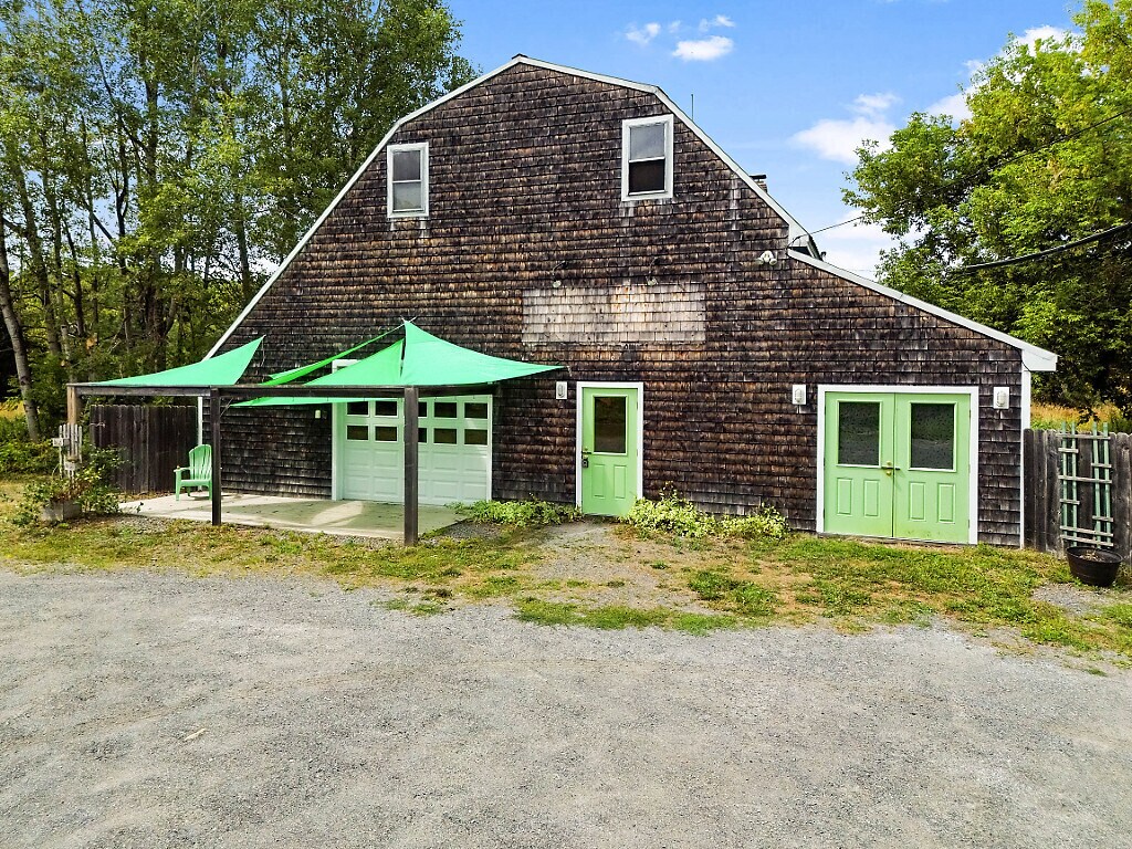 152 Fairfield St, Oakland, ME for Sale