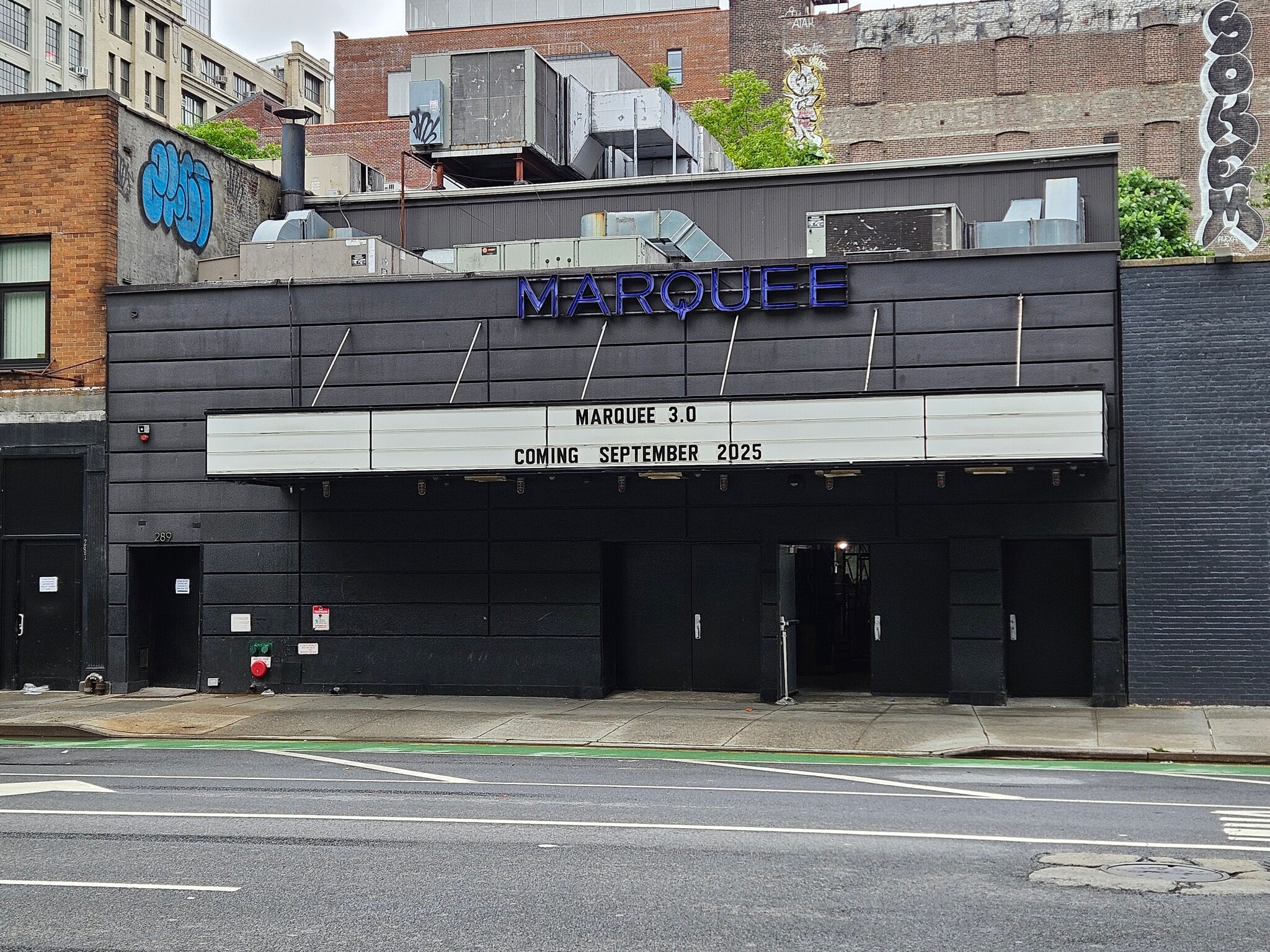 289 10th Ave, New York, NY for Sale