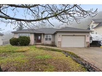 Winchester, OR Residential Income - 849 North View Dr