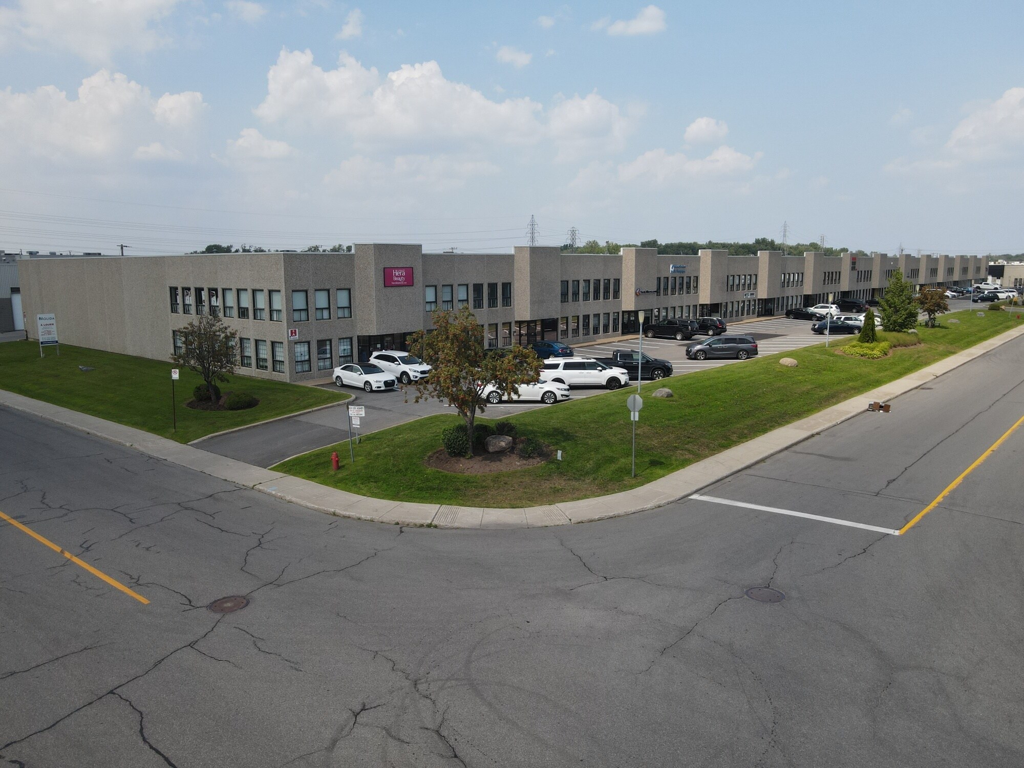 3539-3591 Rue Ashby, Saint-Laurent, QC for Rent