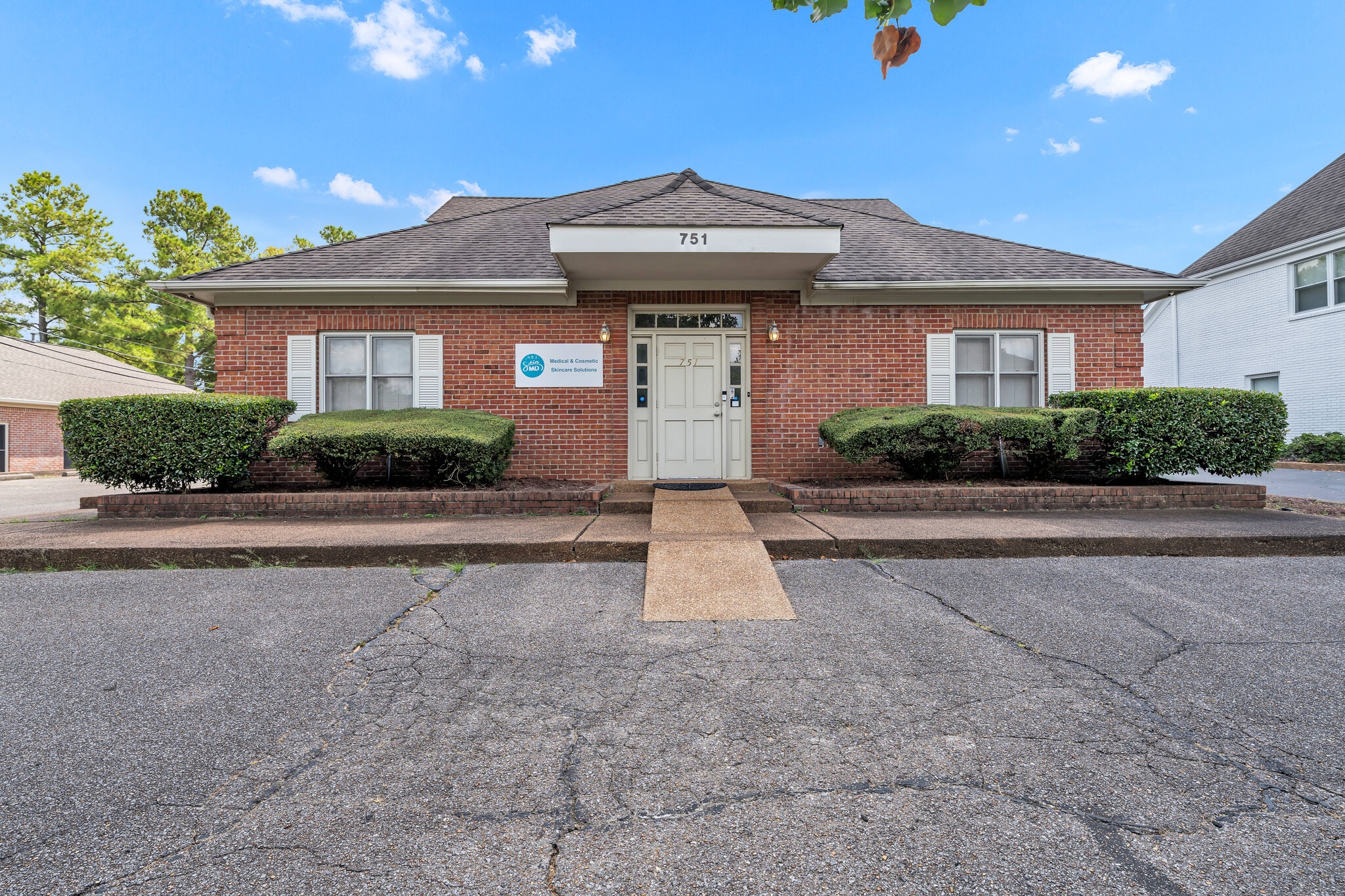 751 Walnut Knoll Rd, Cordova, TN for Sale
