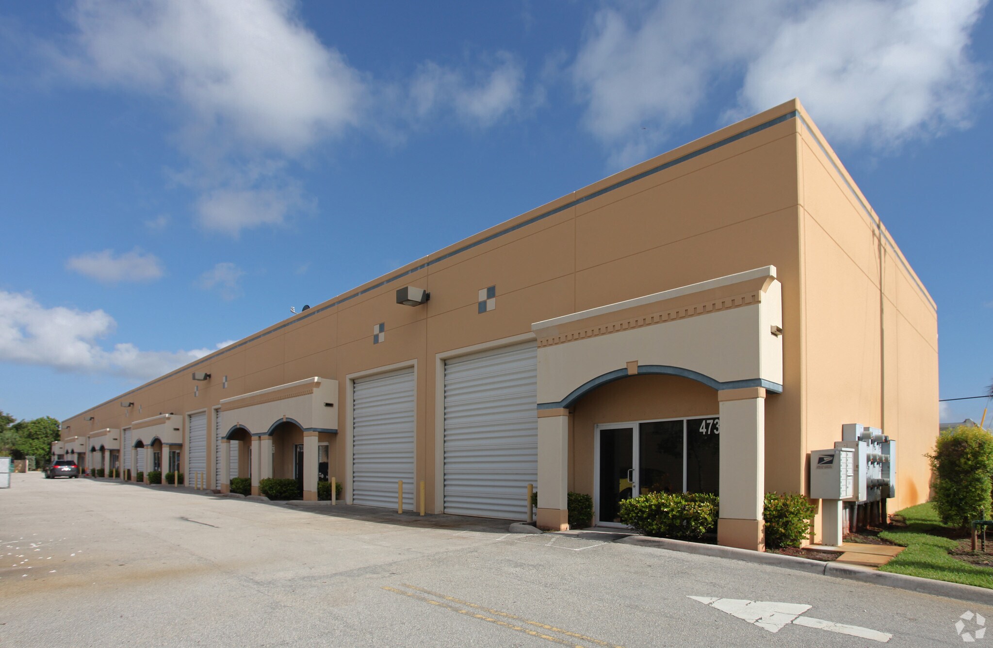 47014737 NE 11th Ave Oakland Park, FL 33334 Industrial Property for