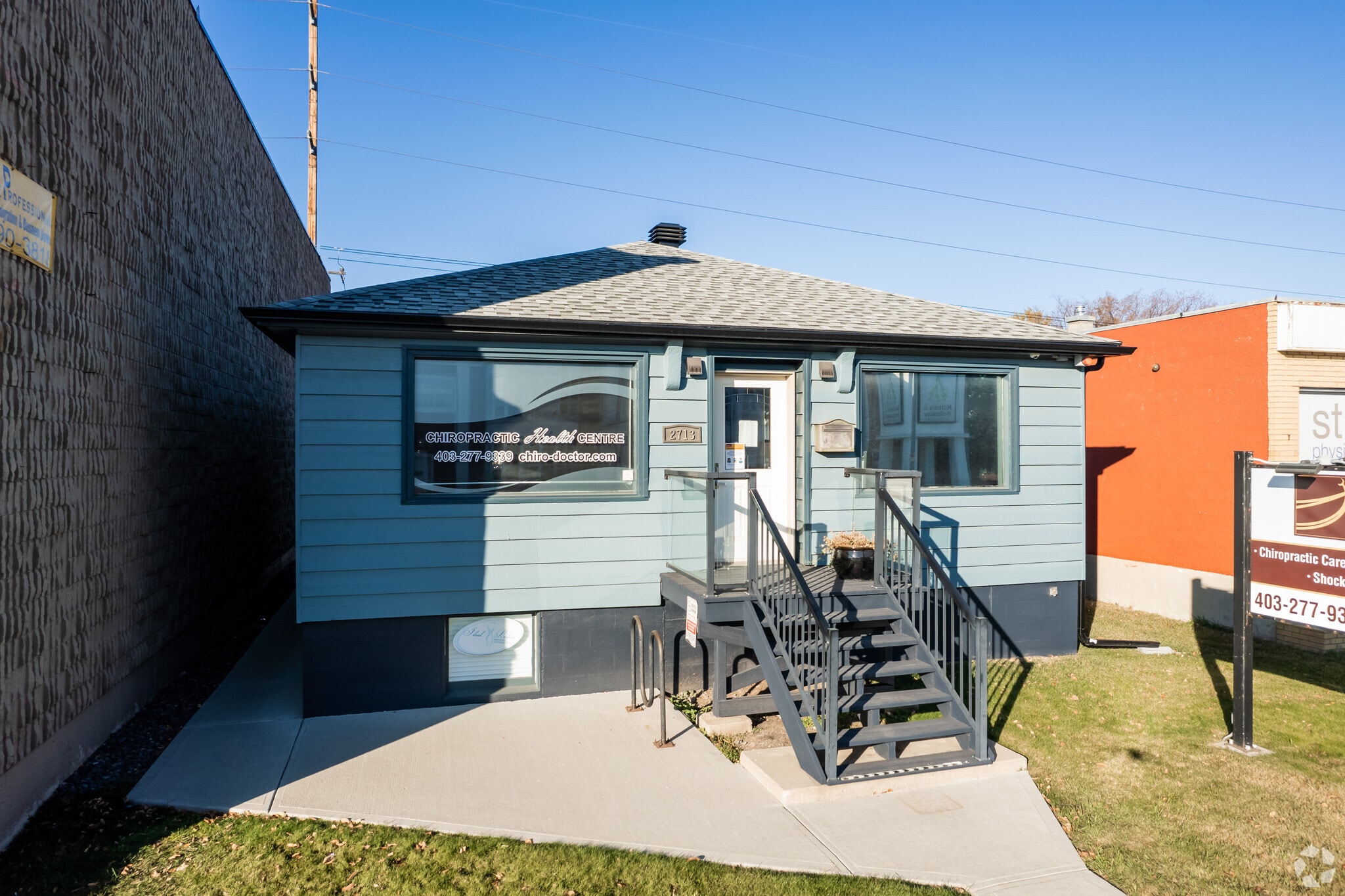 2713 Centre St NW, Calgary, AB for Sale