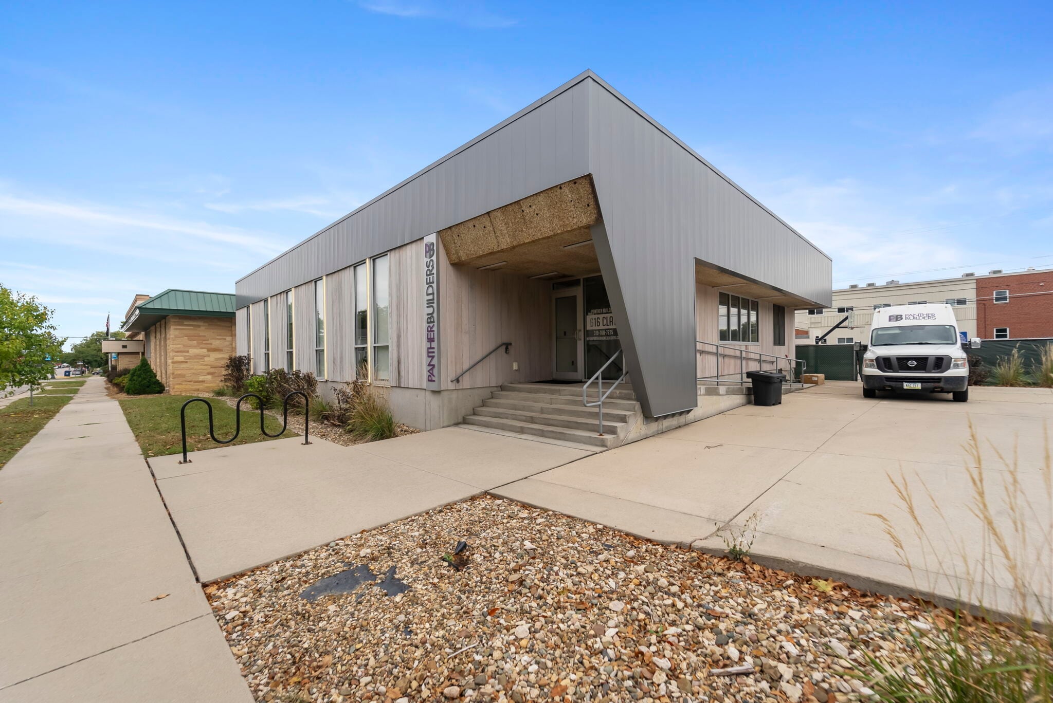 616 Clay St, Cedar Falls, IA for Sale