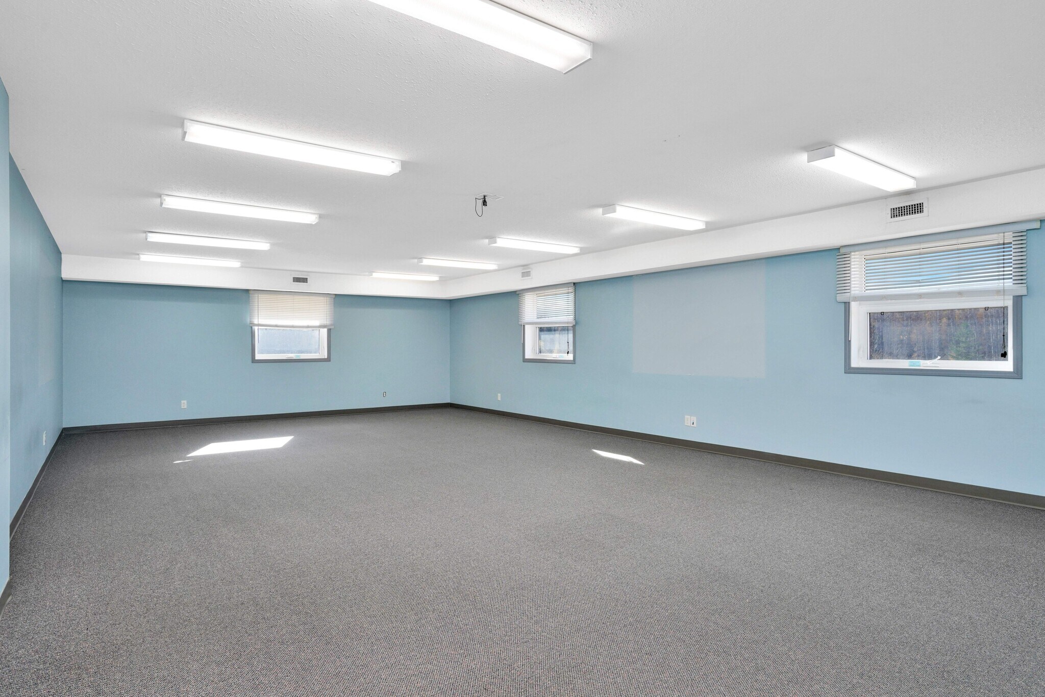 4120 45A St, Rocky Mountain House, AB for Rent