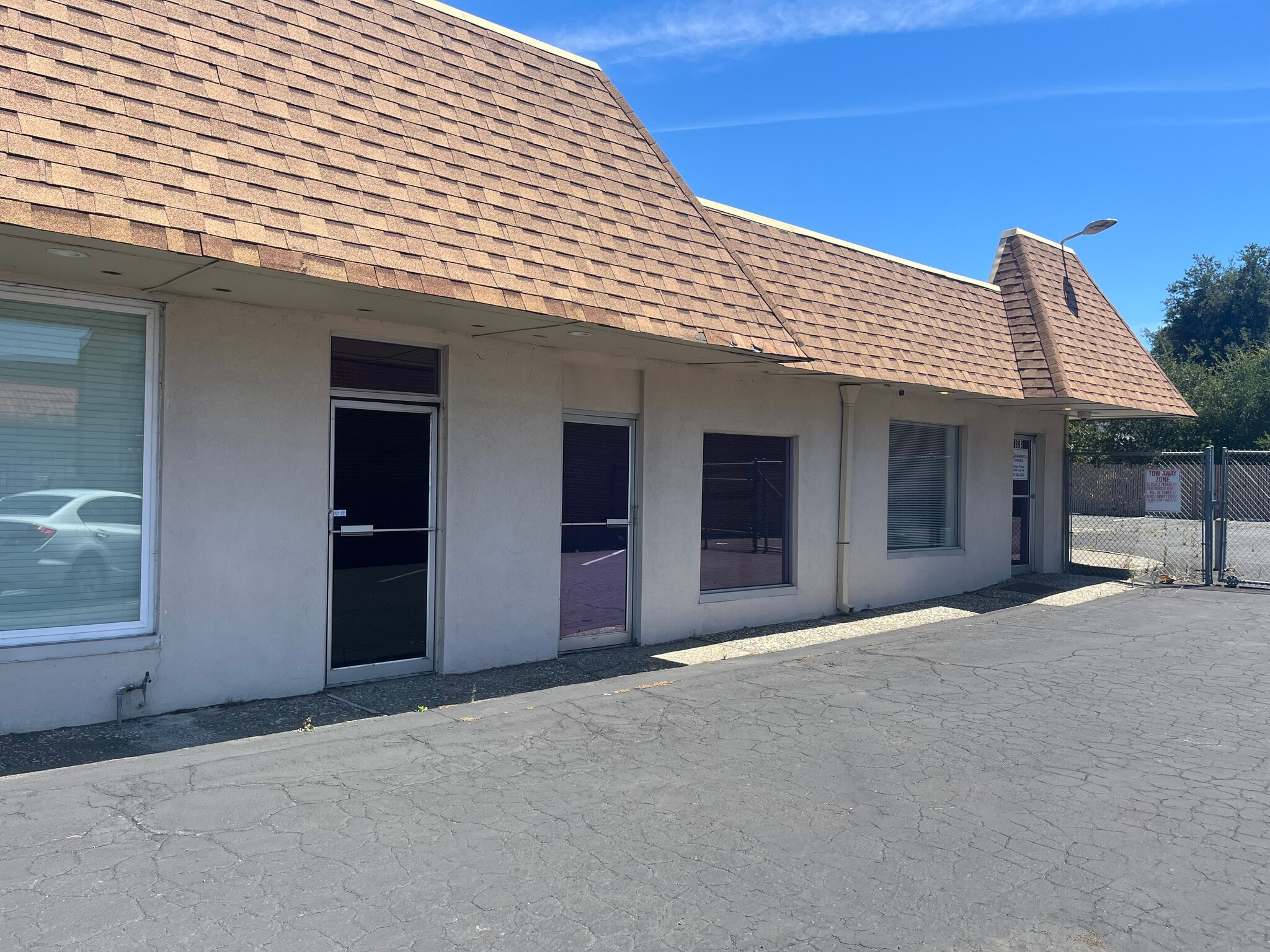 990-998 Broadway St, Vallejo, CA for Rent