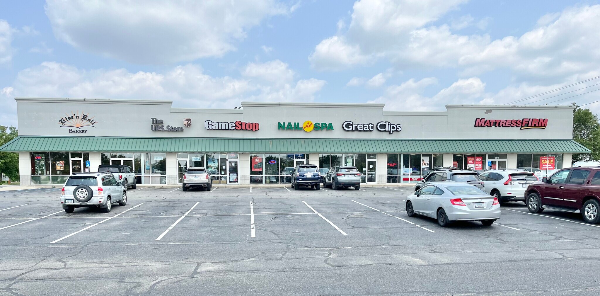 2572 Walton Blvd, Warsaw, IN for Rent