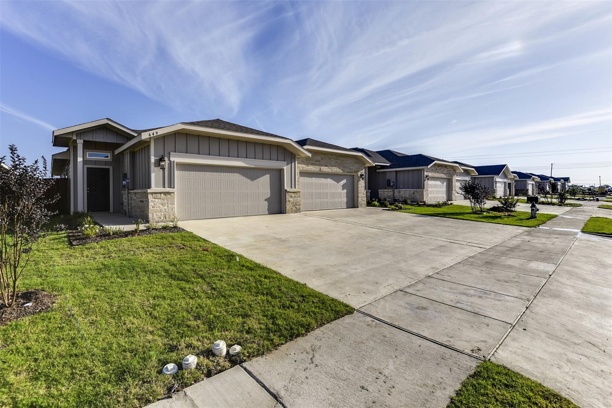 617621 Blackland Dr Venus, TX 76084 MultiFamily Property for Sale on