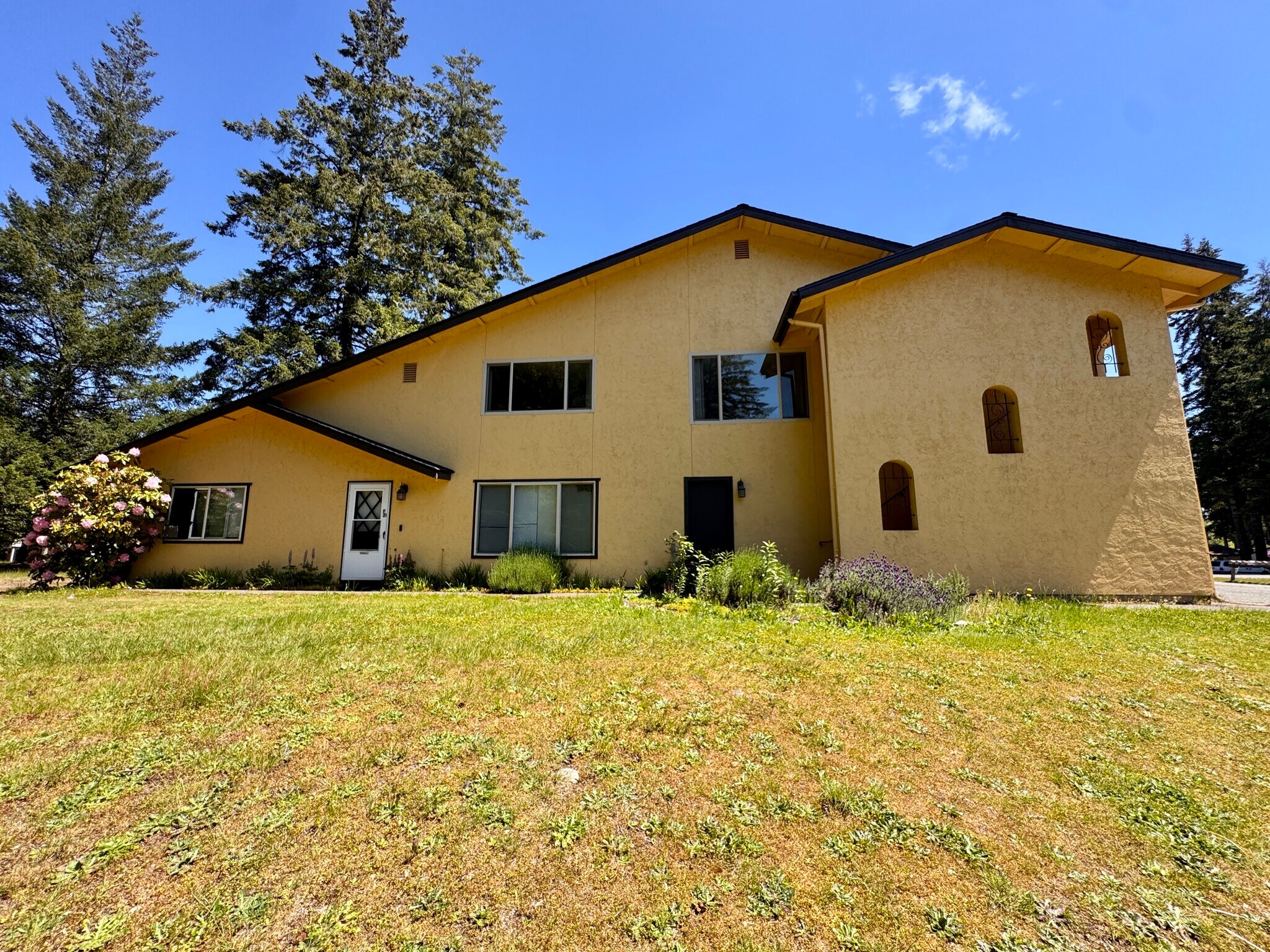 1125 13th St, Shelton, WA for Sale