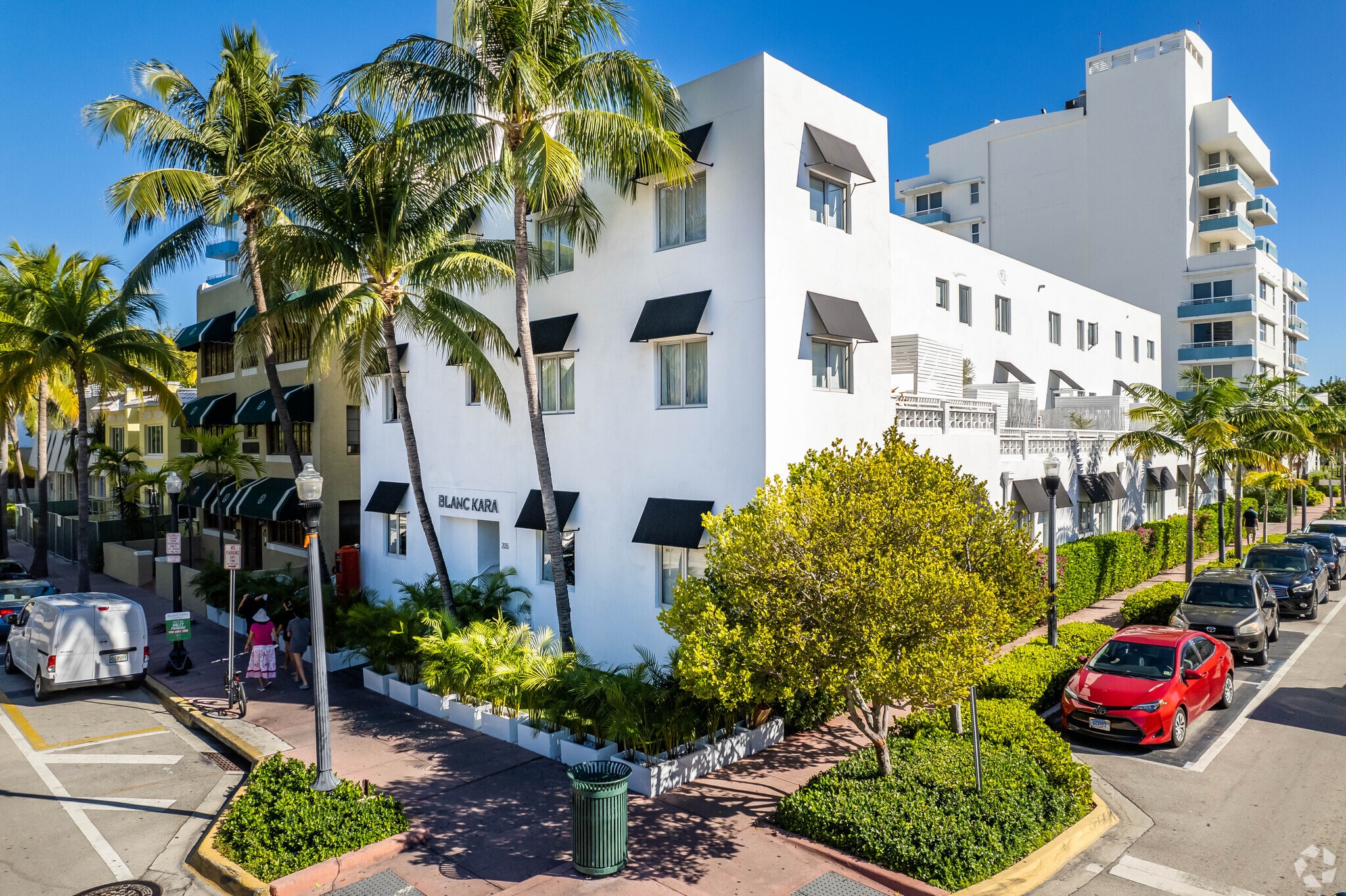 205 Collins Ave, Miami Beach, FL for Sale