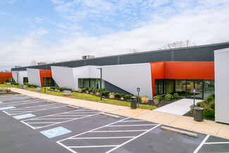 Wayne, PA Flex - 400 Devon Park Dr