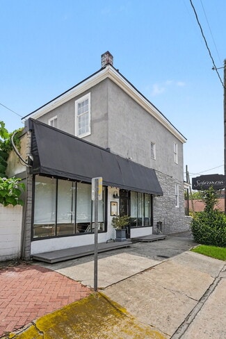 Savannah, GA Storefront Retail/Residential - 2312 Abercorn St
