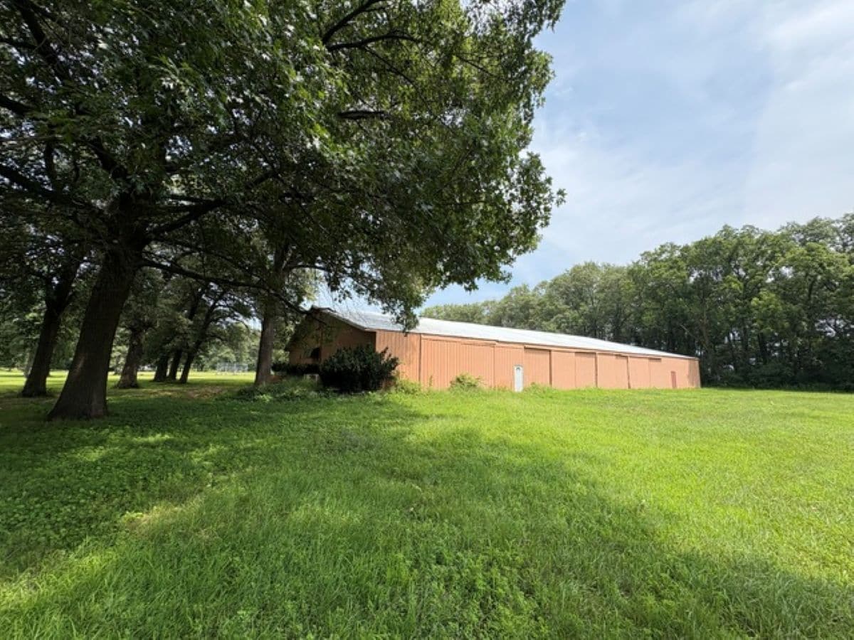 4112 S Youth Camp Rd, Saint Anne, IL for Sale