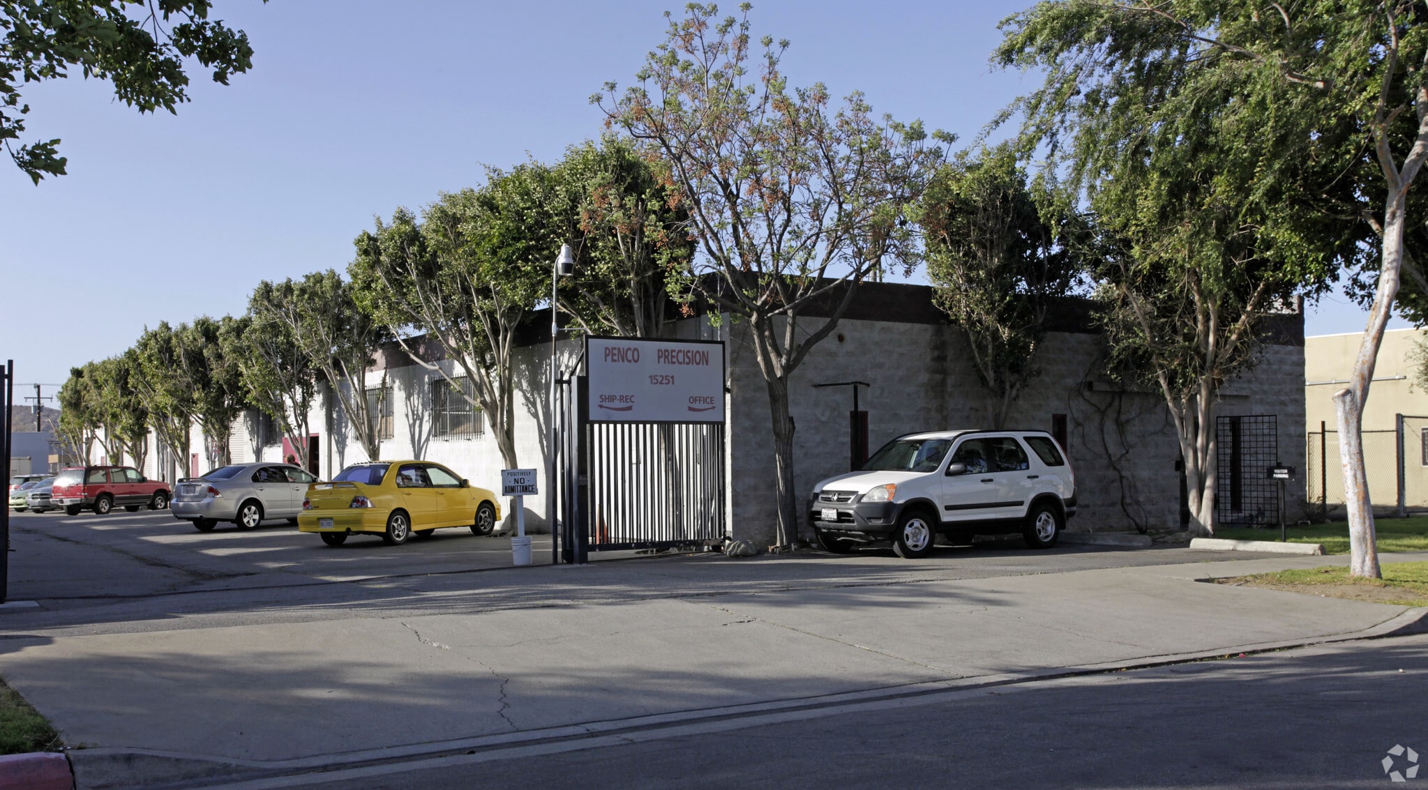 15251 Boyle Ave, Fontana, CA for Sale
