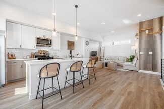 Denver, CO Apartments - 2900 W Parkside Pl
