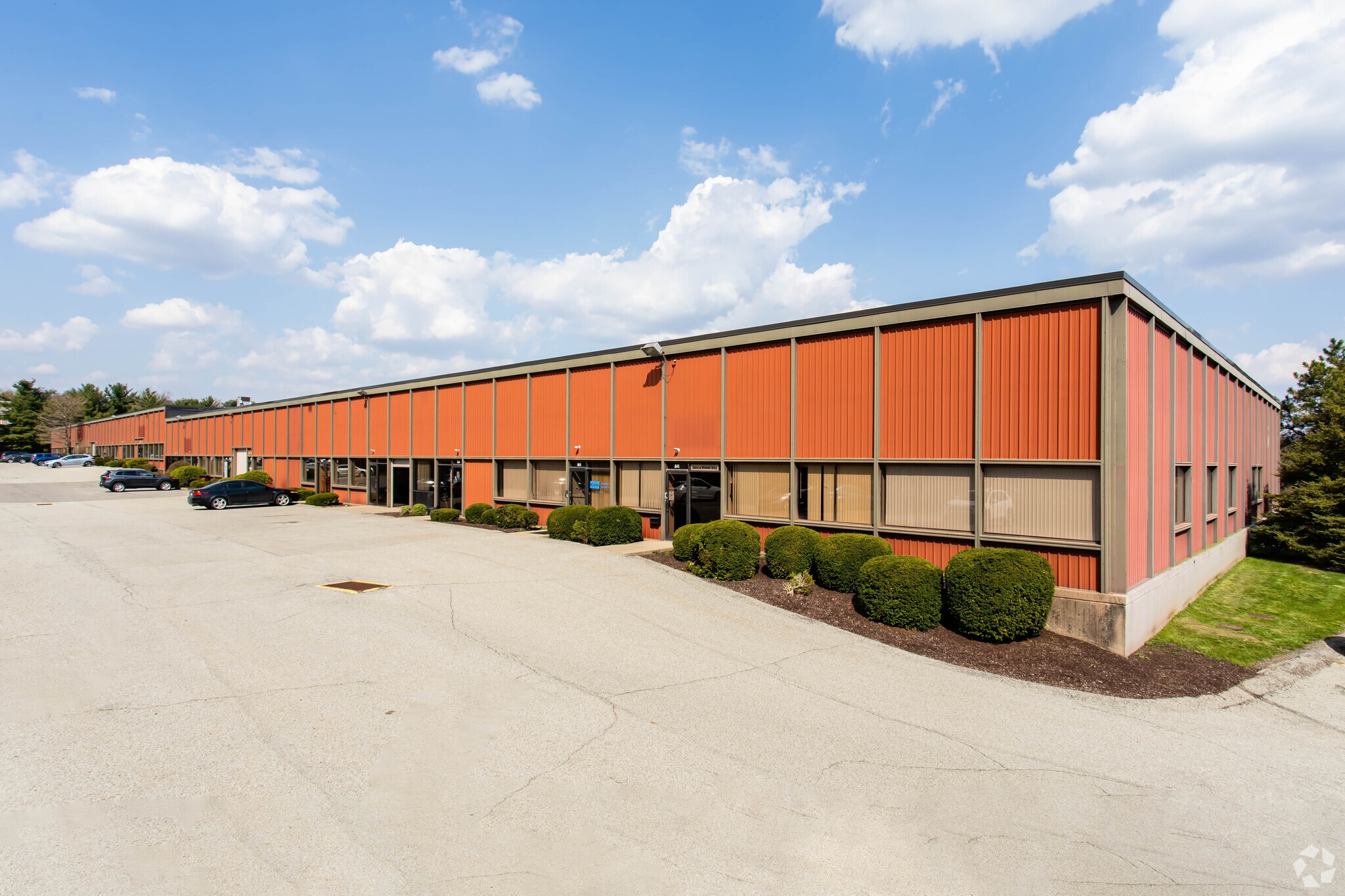 500 Parkway View Dr, Pittsburgh, PA for Rent