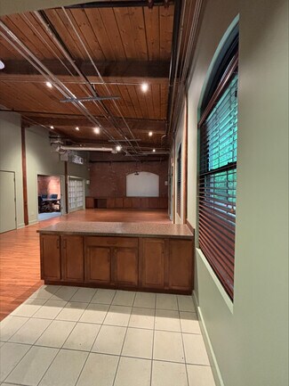 East Greenwich, RI Medical - 61-63 Cedar Ave