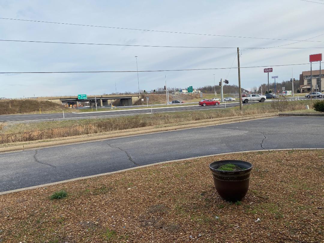 3180 James Sanders Blvd, Paducah, KY for Rent