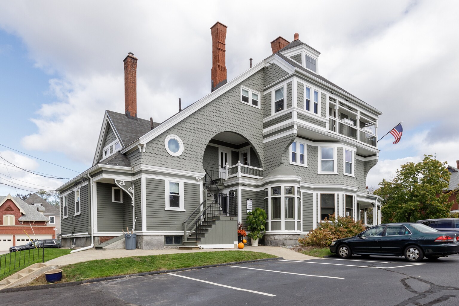 84 Bay St, Manchester, NH for Rent