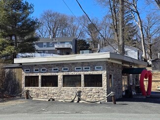 Lake Hopatcong, NJ Restaurant - 120 Brady Rd