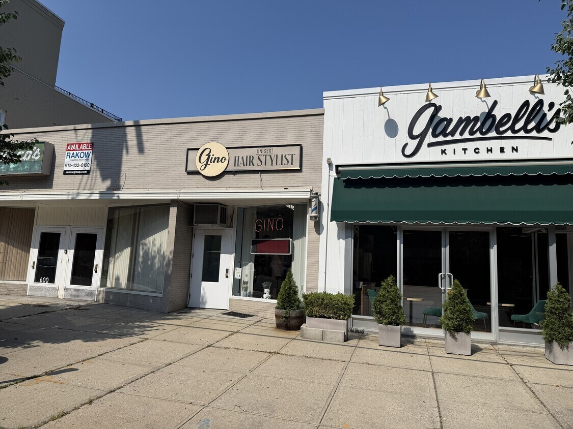 590-600 Mamaroneck Ave, White Plains, NY for Sale
