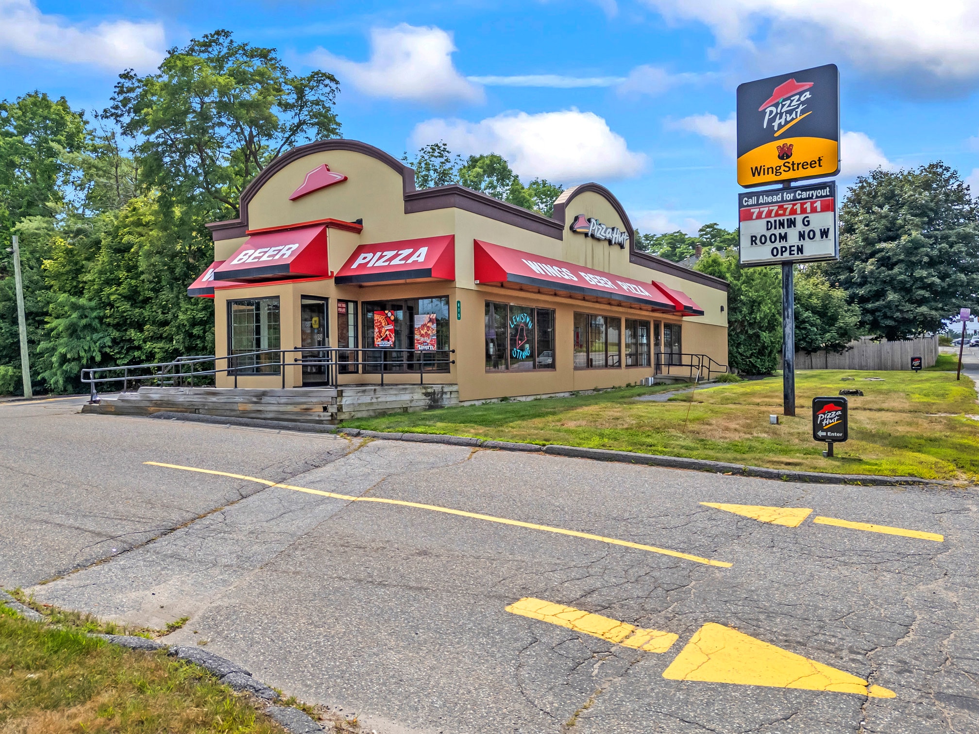 875 Sabattus St, Lewiston, ME for Sale