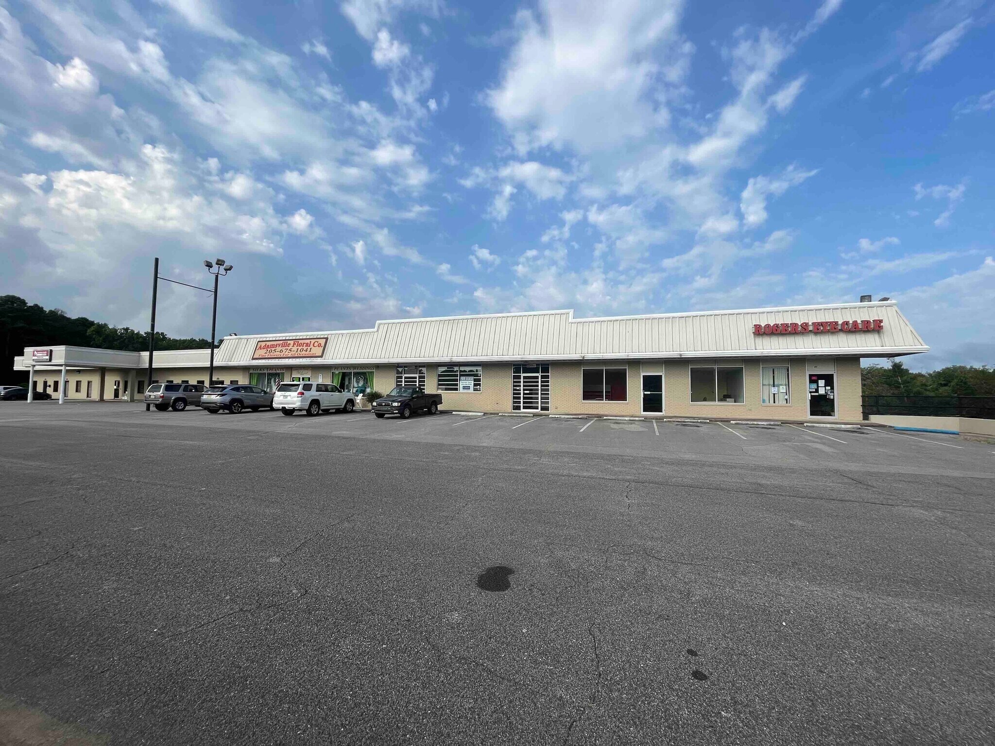 3915-3925 Veterans Memorial Dr, Adamsville, AL for Rent