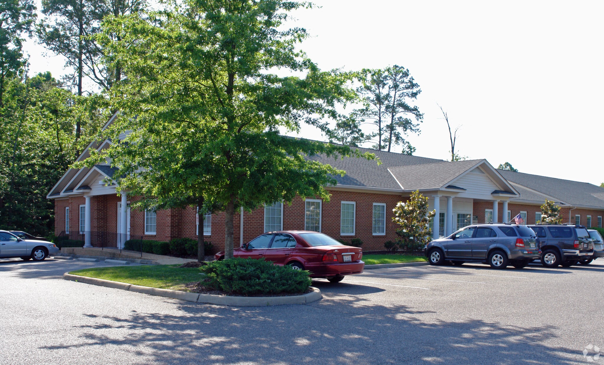704 Thimble Shoals Blvd, Newport News, VA for Sale