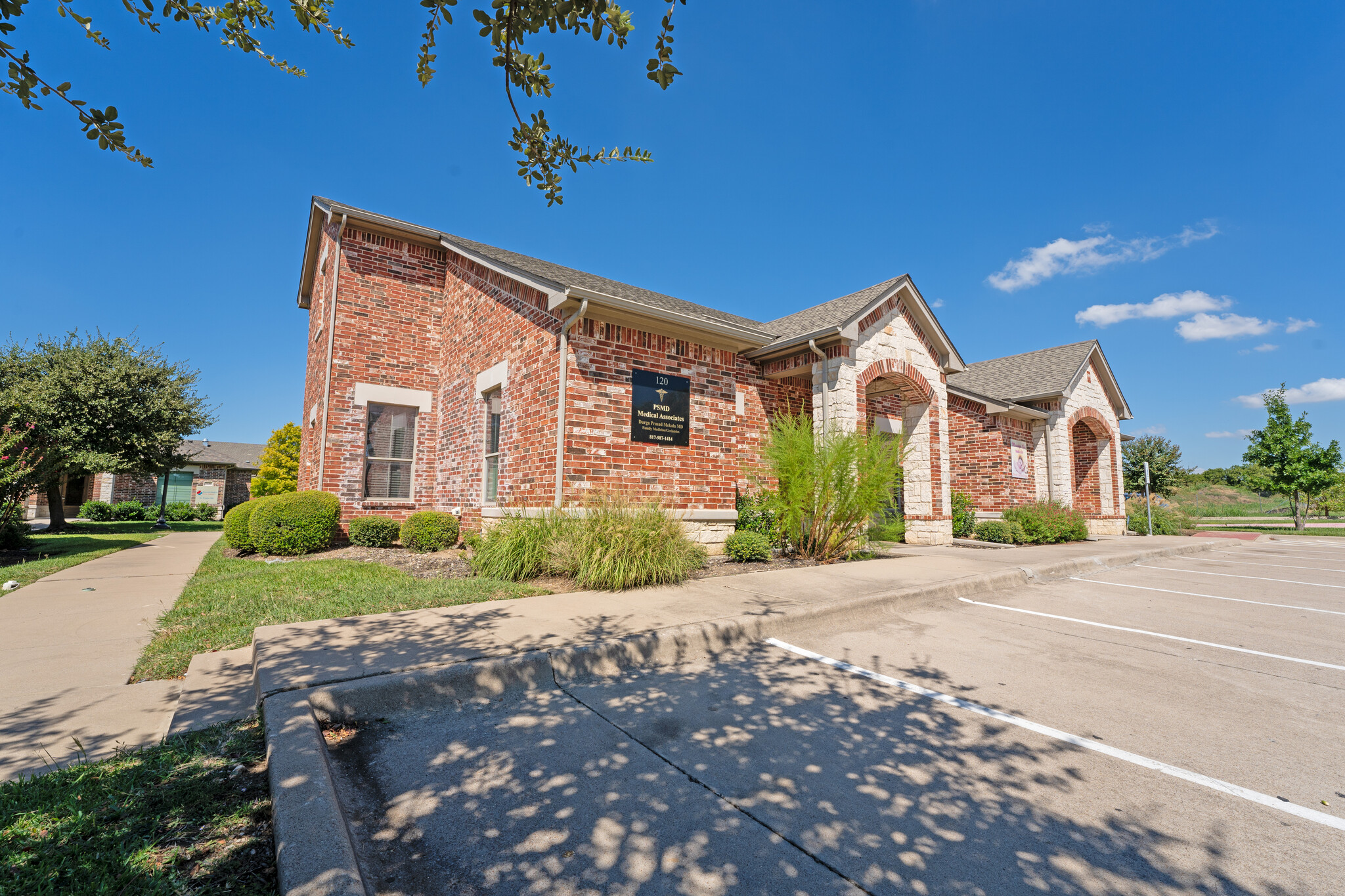 3600 S Cooper St, Arlington, TX for Sale