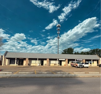 College Station, TX Office/Retail - 2108 Southwood Dr