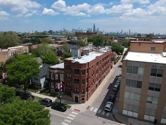 Chicago, IL Apartments - 1371 S California Ave
