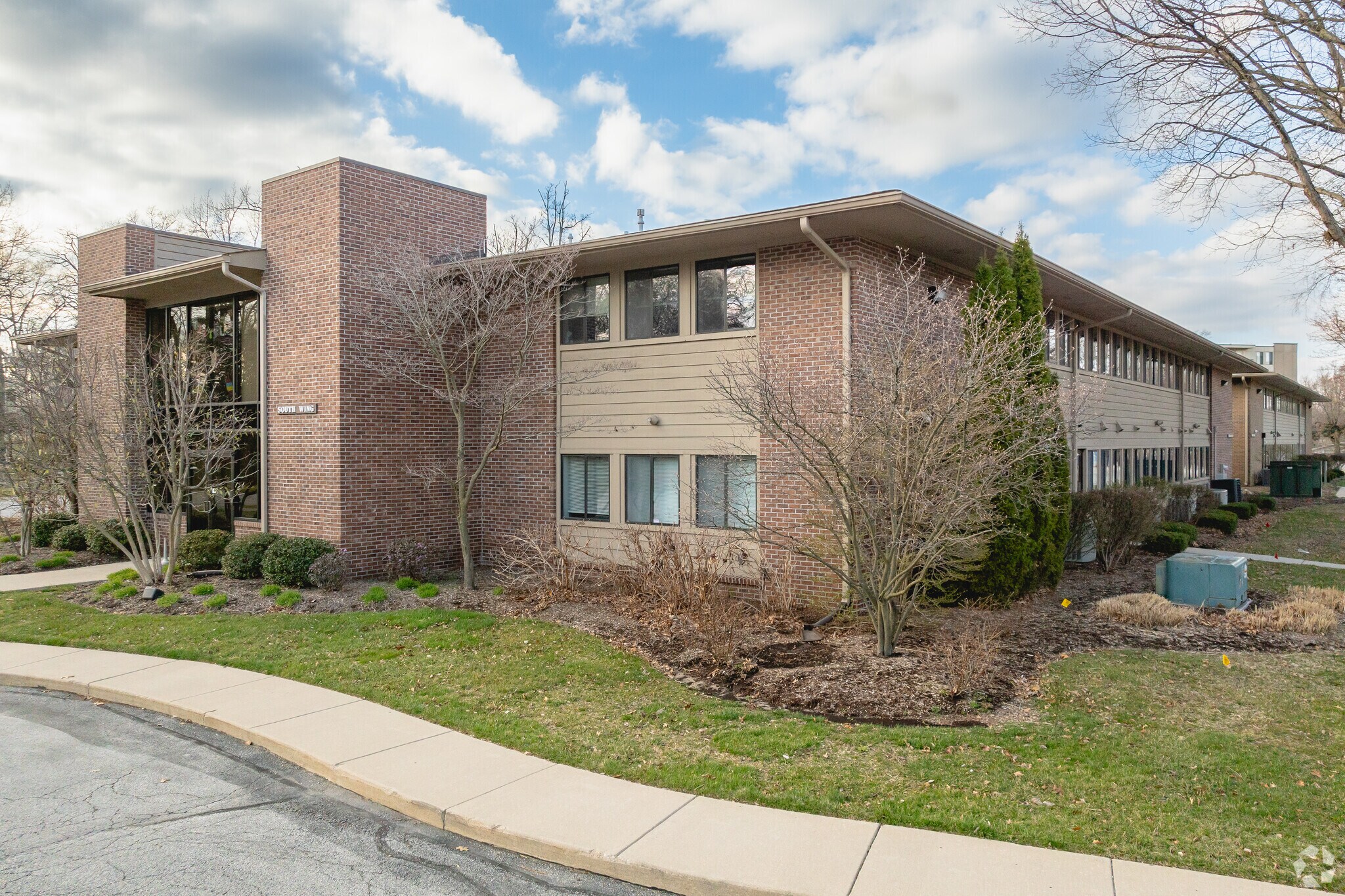 3425 Executive Pky, Toledo, OH for Rent