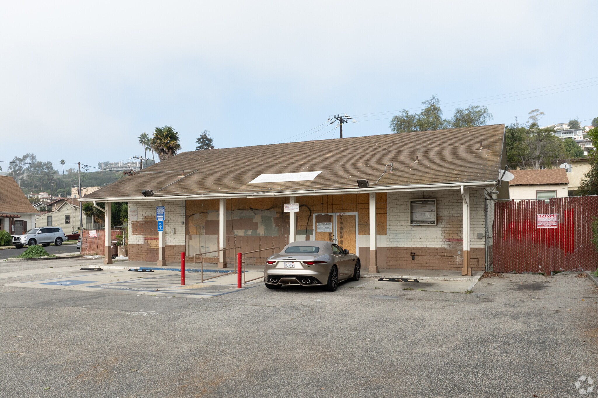1007 E Main St, Ventura, CA for Sale