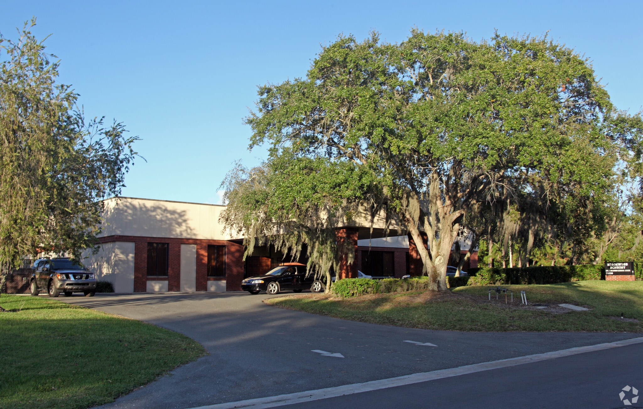 3820 Coconut Palm Dr, Tampa, FL for Sale
