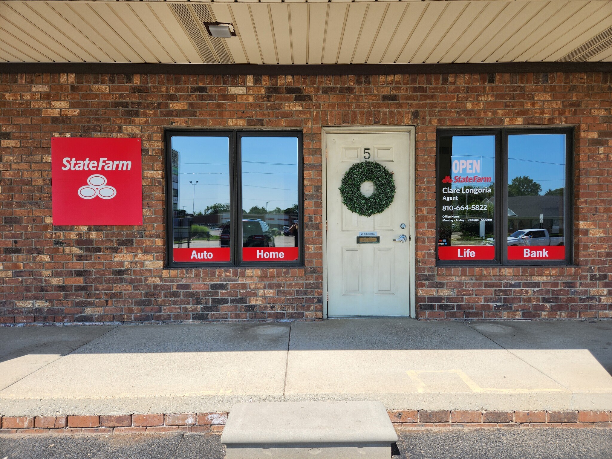 814 S Main St, Lapeer, MI for Rent