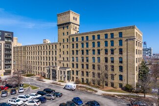 Milwaukee, WI Office, Retail - 700 W Virginia St