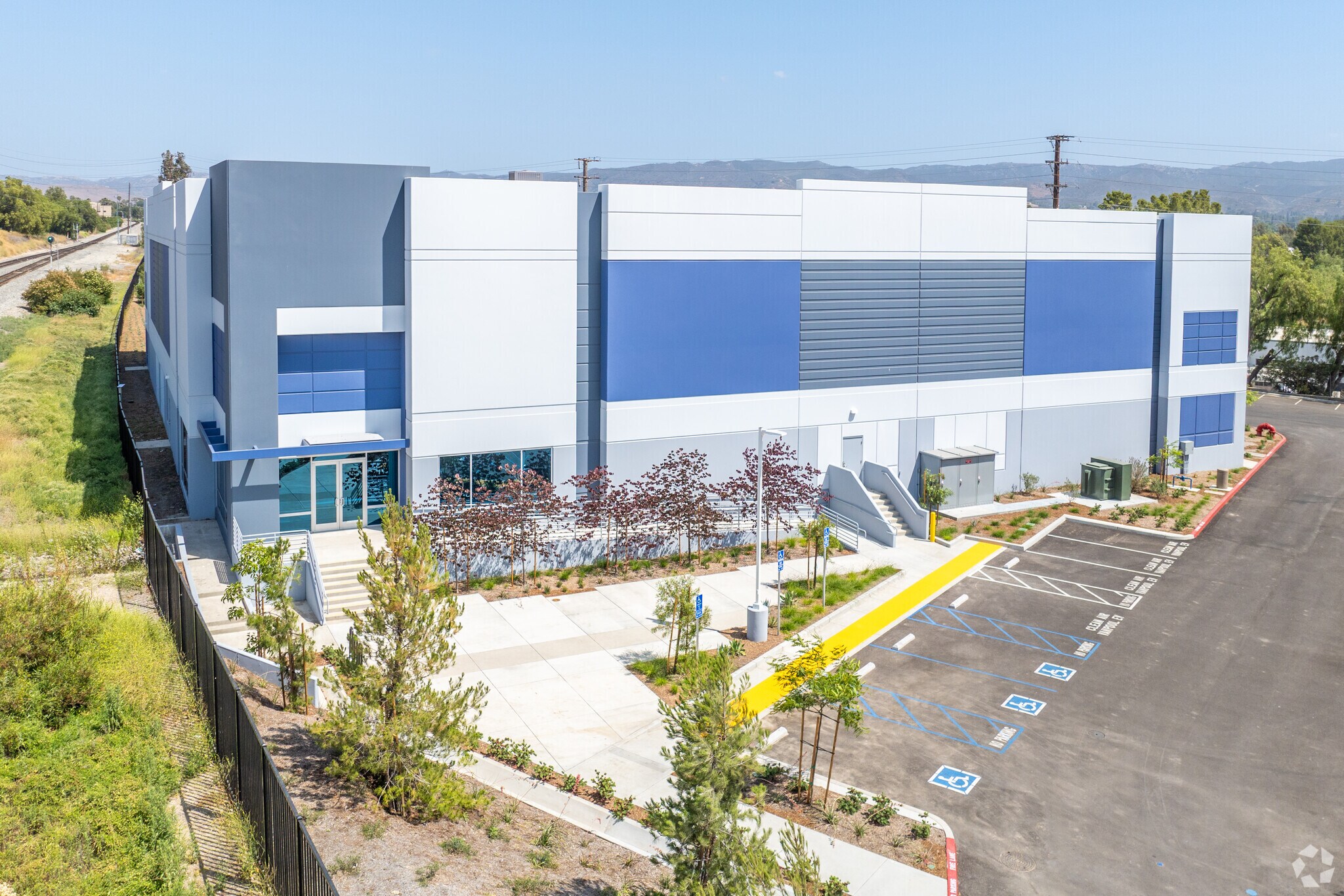 2424 Hook Dr, Simi Valley, CA for Sale