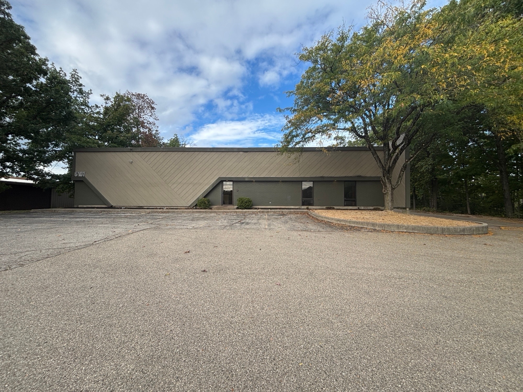 6101 Webster St, Dayton, OH for Rent