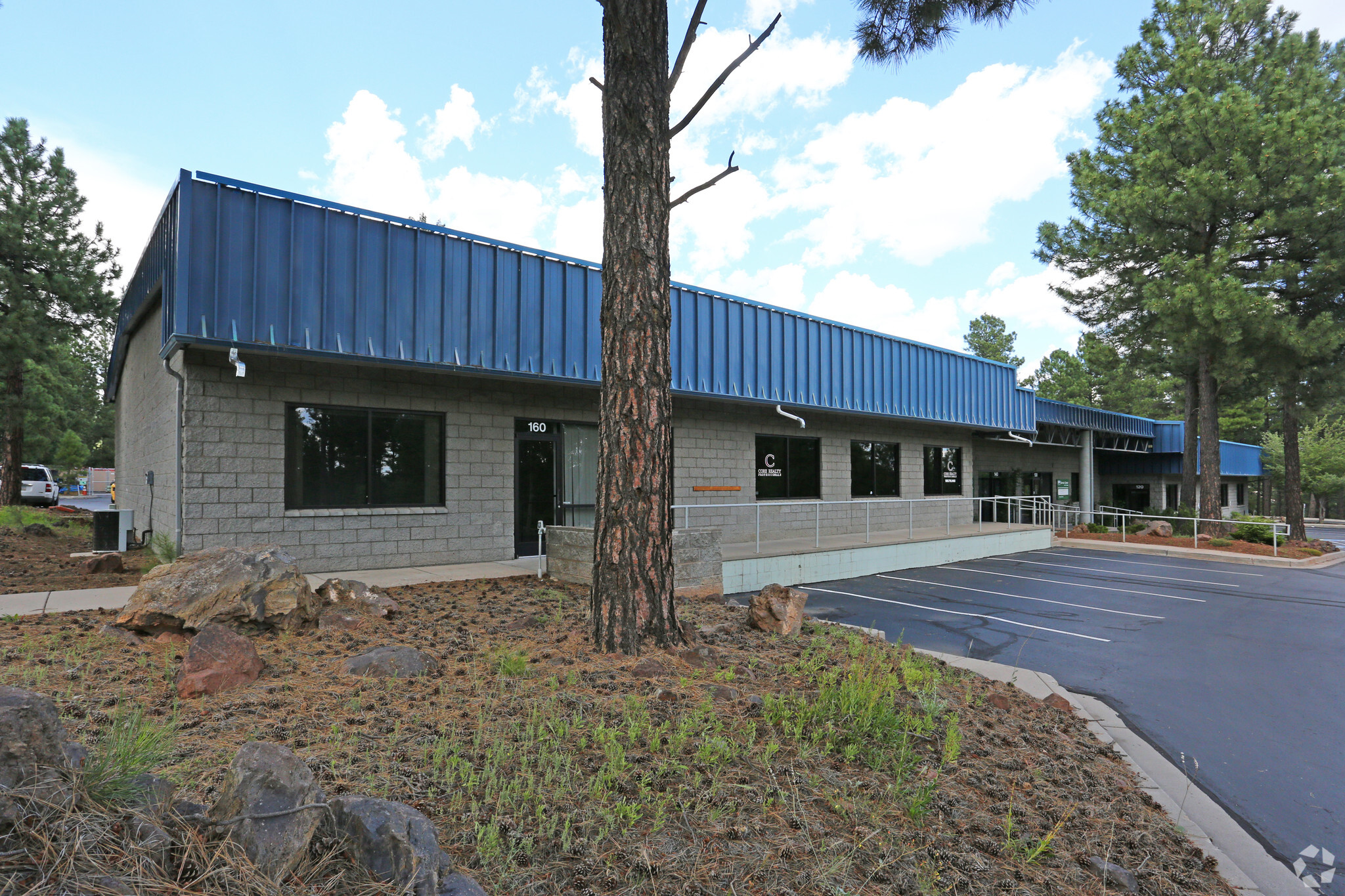 1585 S Plaza Way, Flagstaff, AZ for Rent