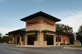 Wheaton, IL Storefront Retail/Office - 1901 N Gary Ave