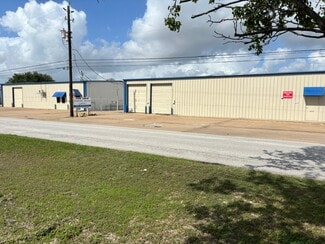 Pasadena, TX Warehouse - 2110 & 2114 Catalina Drive