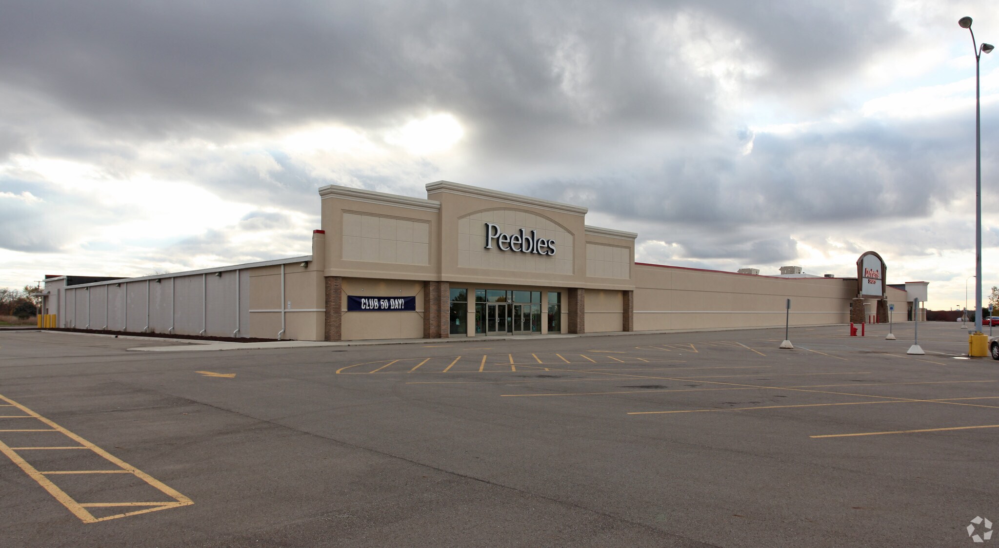 1658 Lansing Rd, Charlotte, MI for Rent