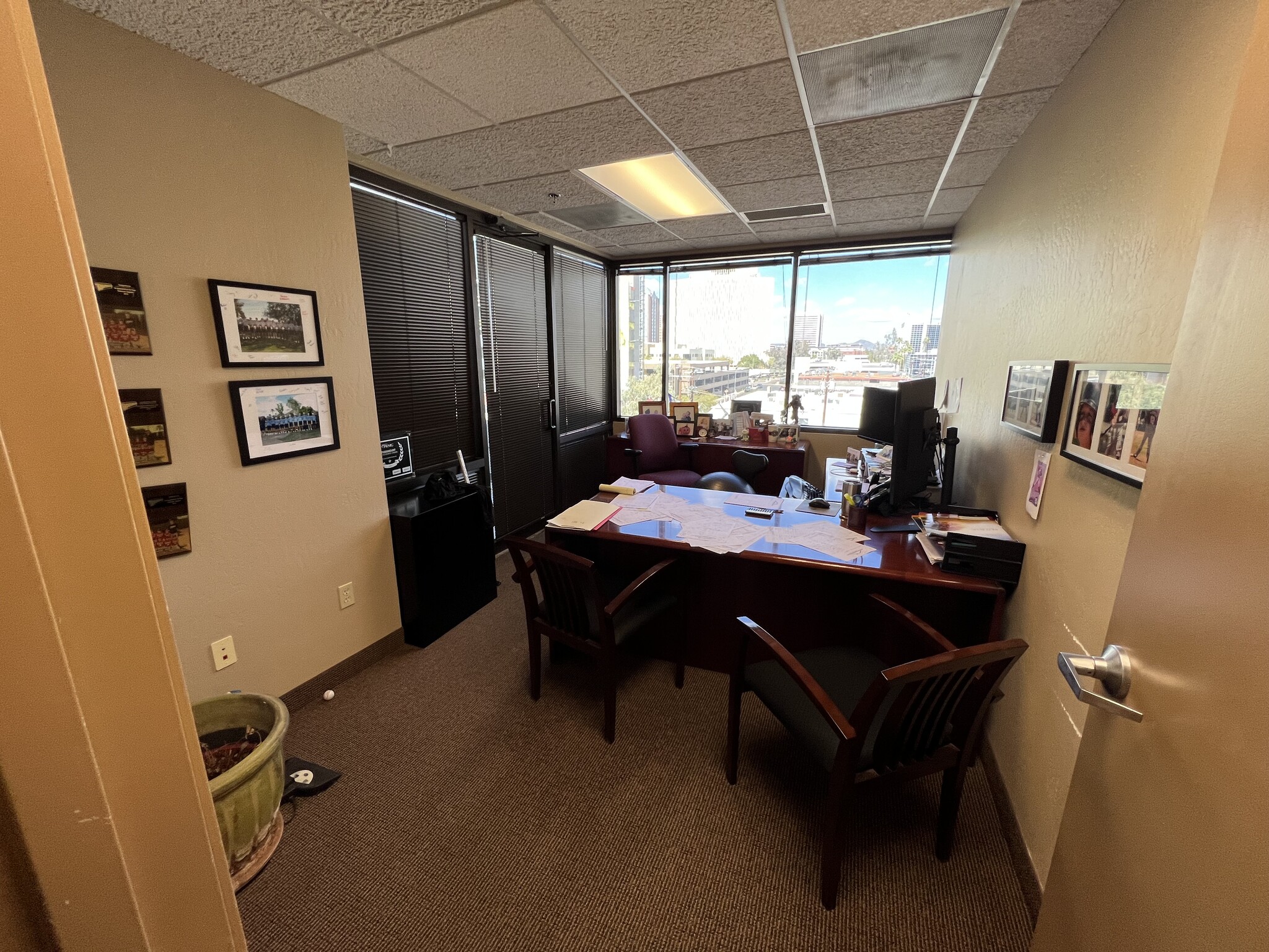 202 E Earll Dr, Phoenix, AZ for Rent