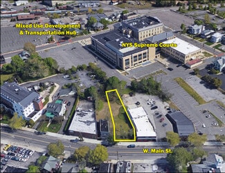 Riverhead, NY Commercial - 230 W Main St