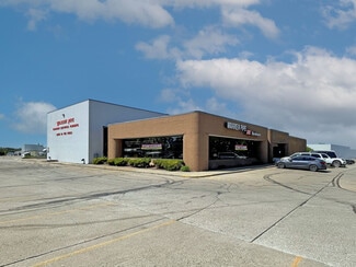 Fraser, MI Warehouse - 18660 15 Mile Rd Fraser, MI Warehouse - 18660 15 Mile Rd