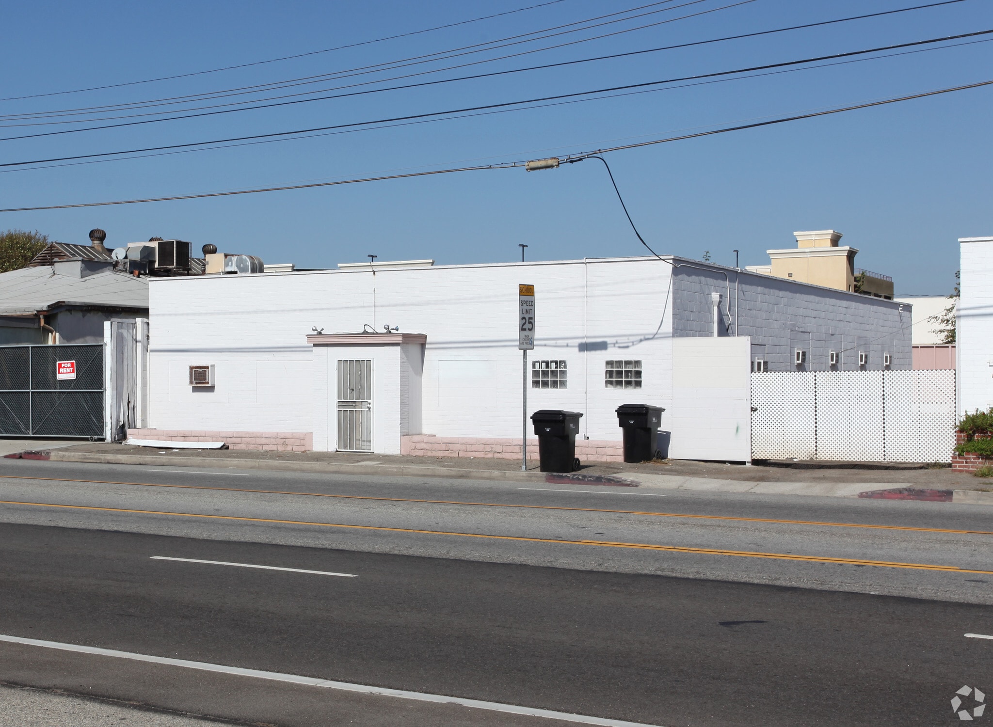 1015 Arbor Vitae St, Inglewood, CA for Sale
