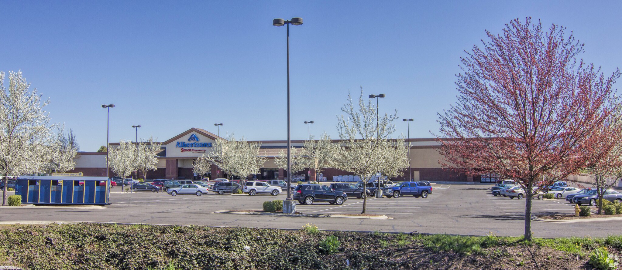 1360 Plaza Blvd, Central Point, OR for Rent