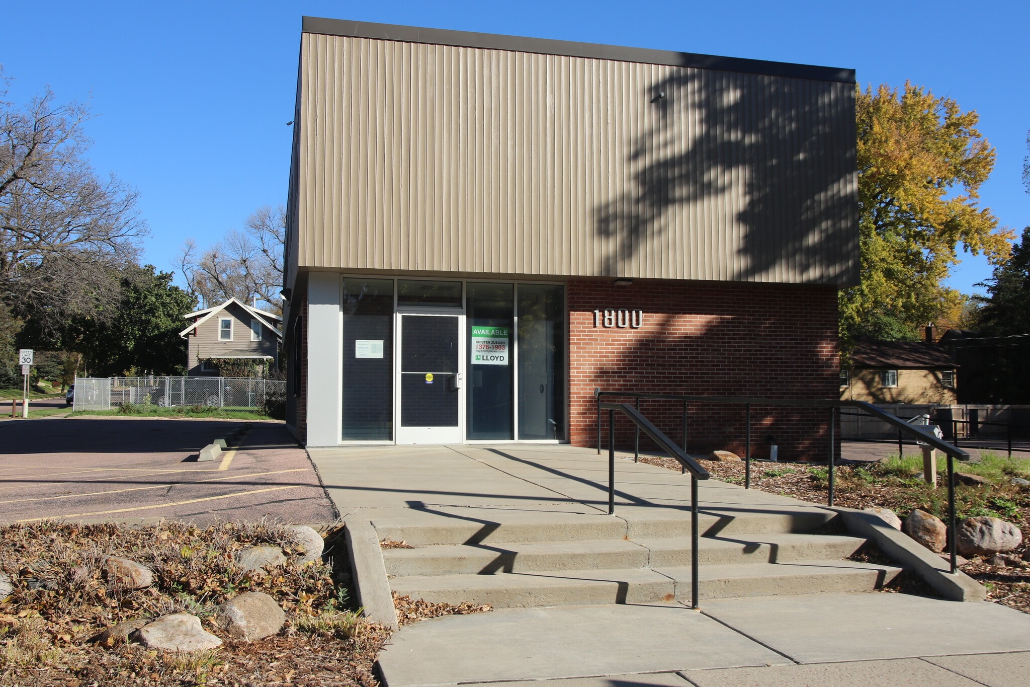 1800 S Summit Ave, Sioux Falls, SD for Rent